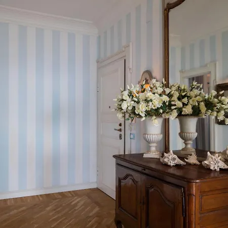 Pieds Dans L'eau By Interhome Apartment