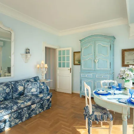 Pieds Dans L'eau By Interhome Riva Ligure