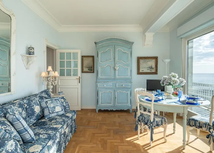 Pieds Dans L'eau By Interhome Apartment *