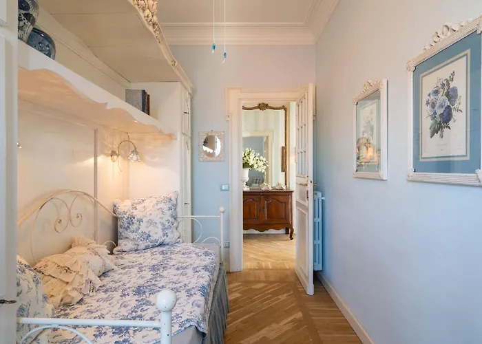 Pieds Dans L'eau By Interhome Riva Ligure